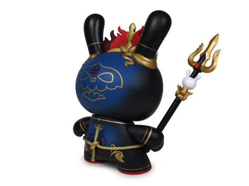 Mahakala_Dunny8in_Black3QuarterBack_800