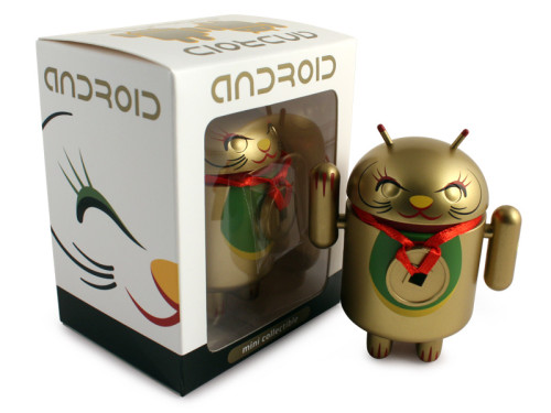 Android_LuckyCat_GoldPendant_WithBox_800