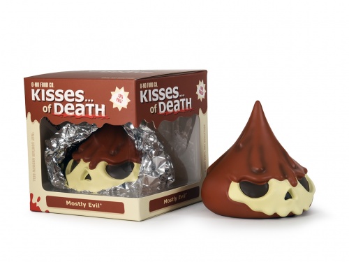 kissesofdeath-skullkiss_mostlyevil