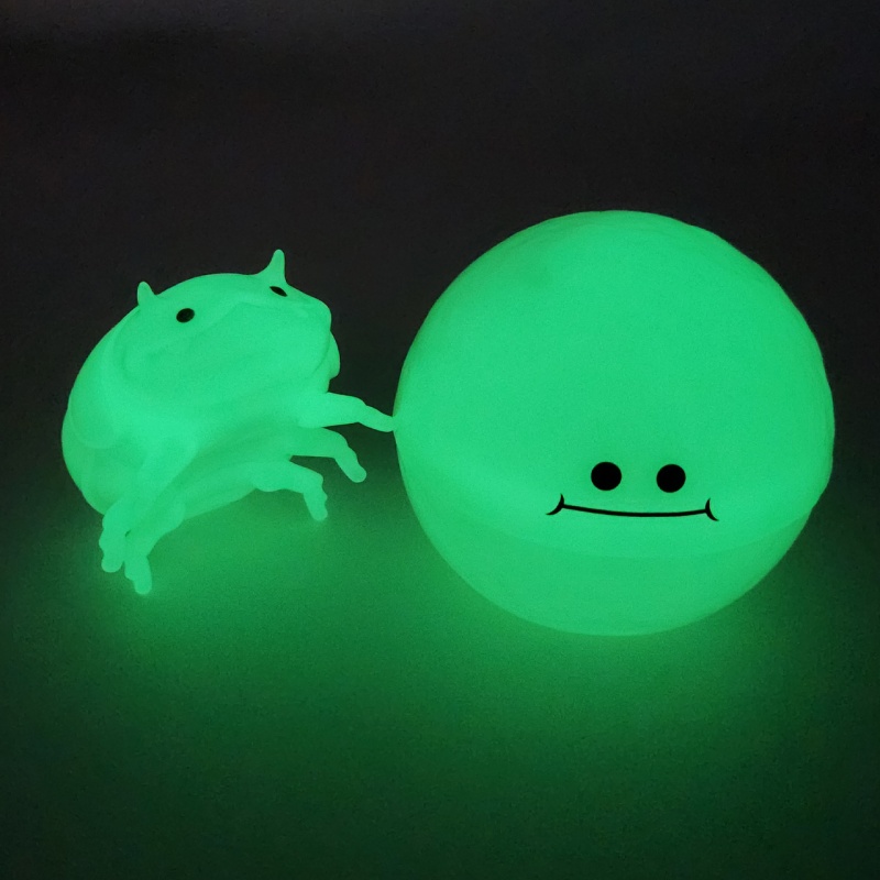 dungby and pooba glowy edition, pushing glowing